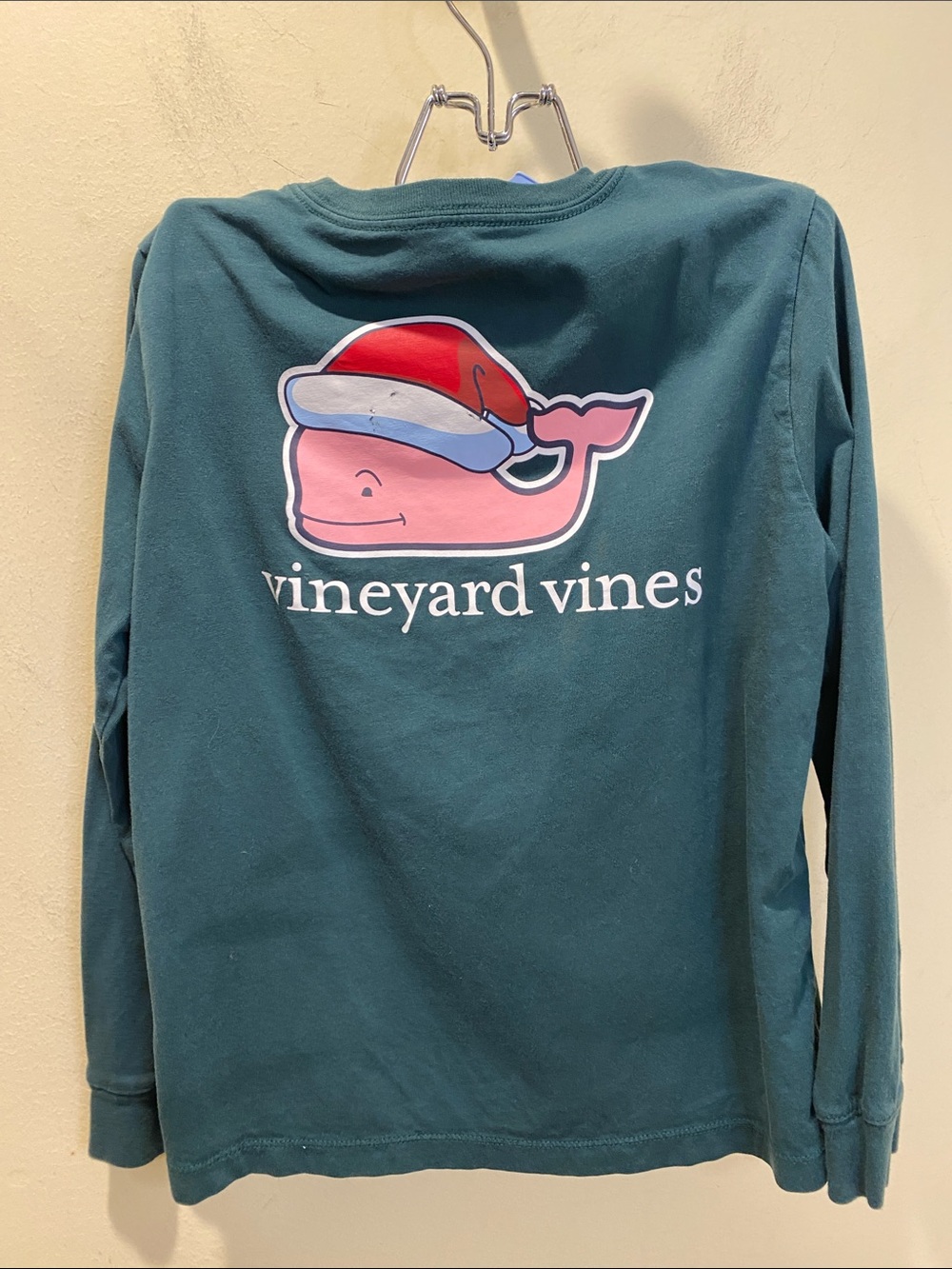 Vineyard Vines Forest Green Long Sleeve Pocket Tee with Holiday Whale Sz.7 - Picture 5 of 8